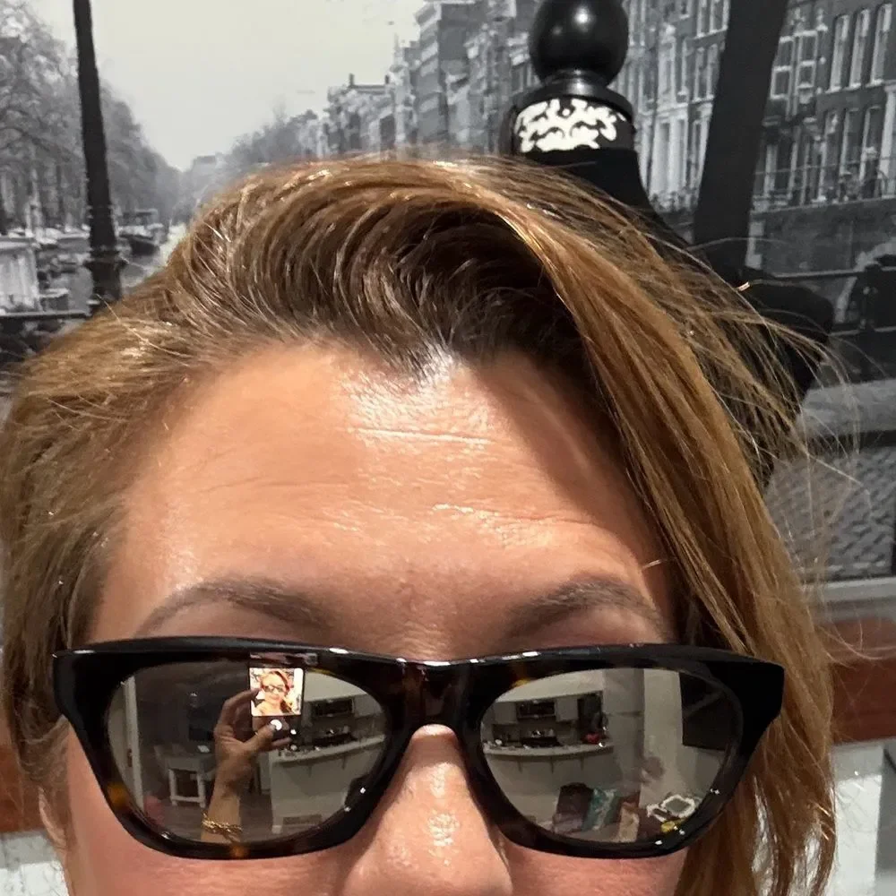 Givenchy GV40026U Square Sunglasses brown tortoise frame mirrored lenses unisex